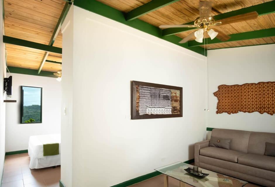 Hotel Hacienda Juanita Maricao Exteriér fotografie